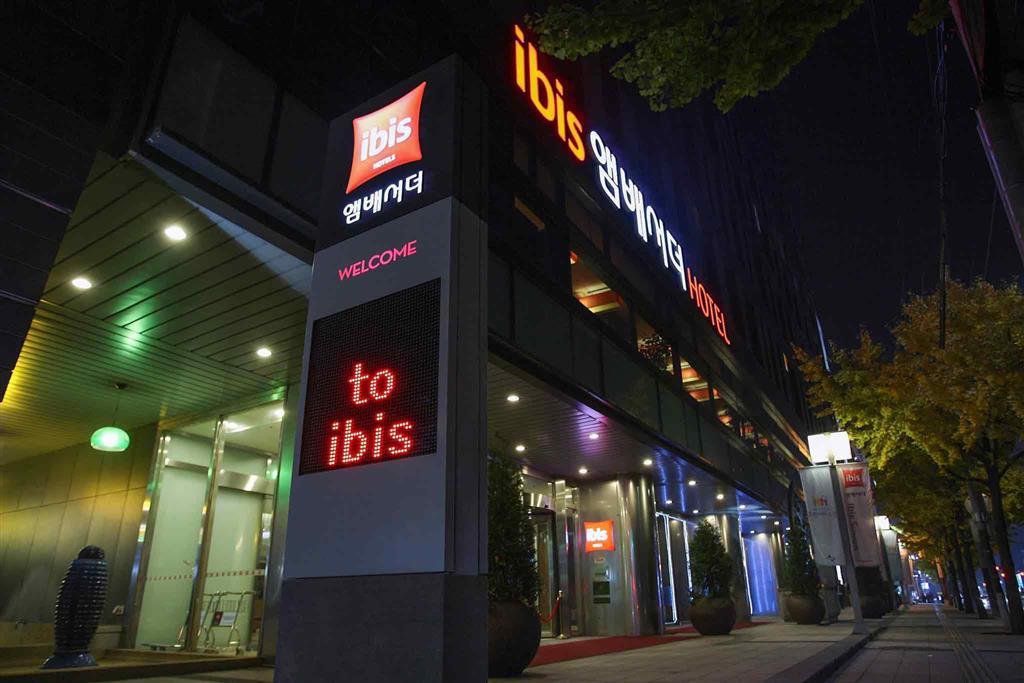 Hotel Ibis Ambassador Suwon Esterno foto