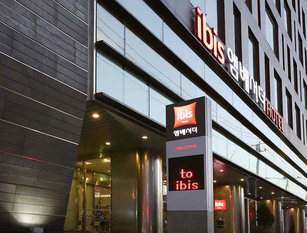 Hotel Ibis Ambassador Suwon Esterno foto