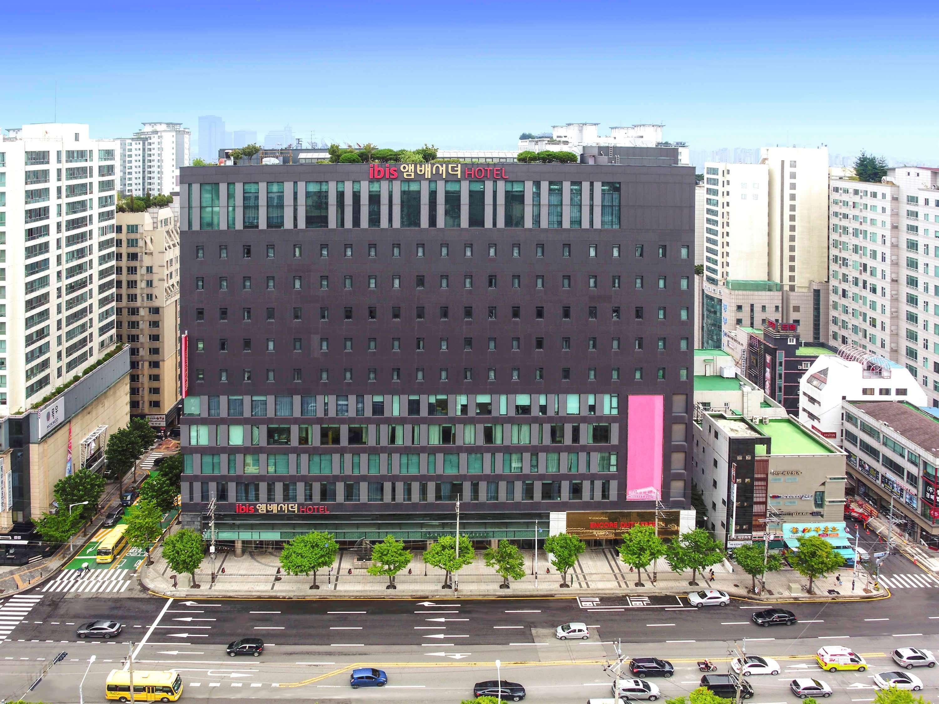 Hotel Ibis Ambassador Suwon Esterno foto