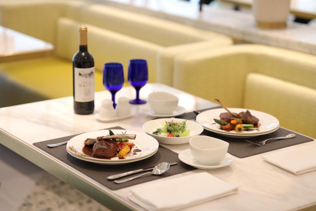 Hotel Ibis Ambassador Suwon Esterno foto