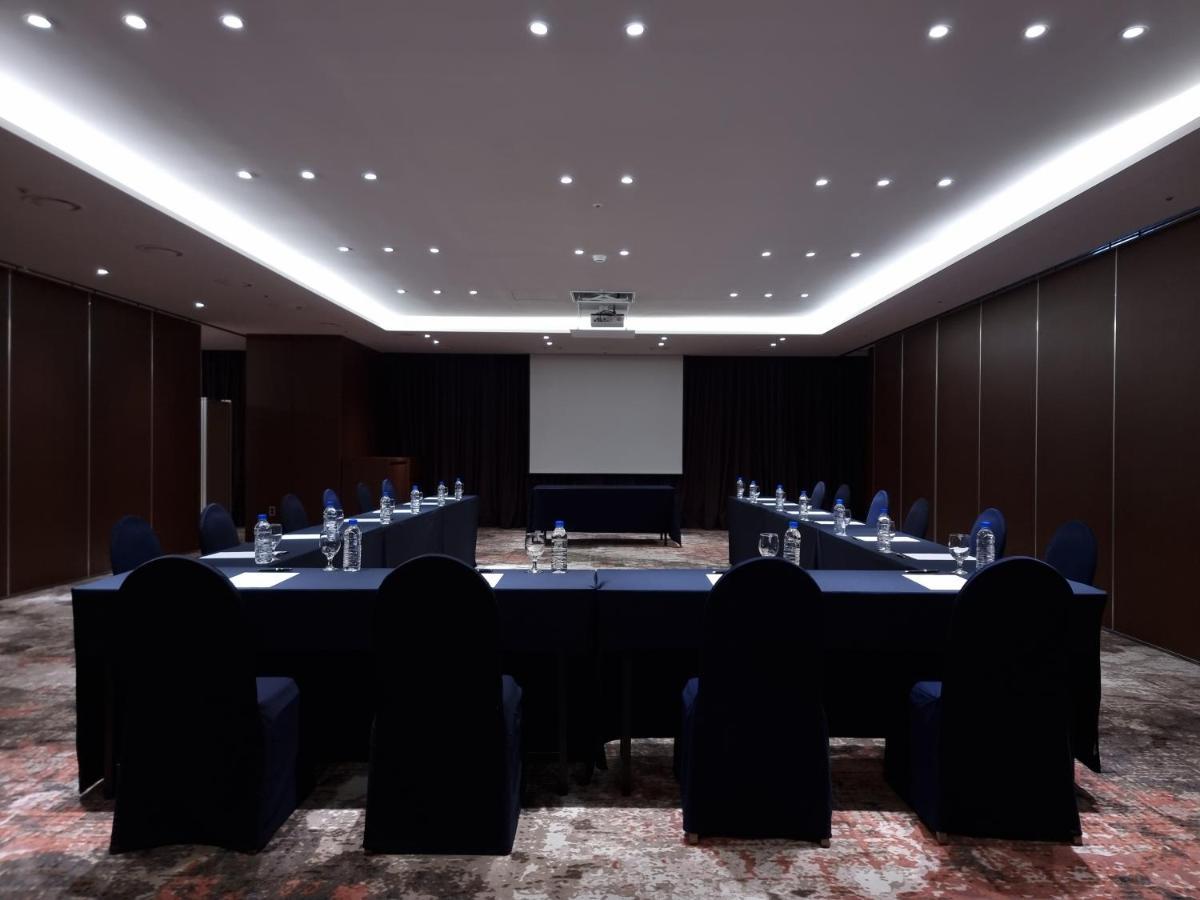 Hotel Ibis Ambassador Suwon Esterno foto