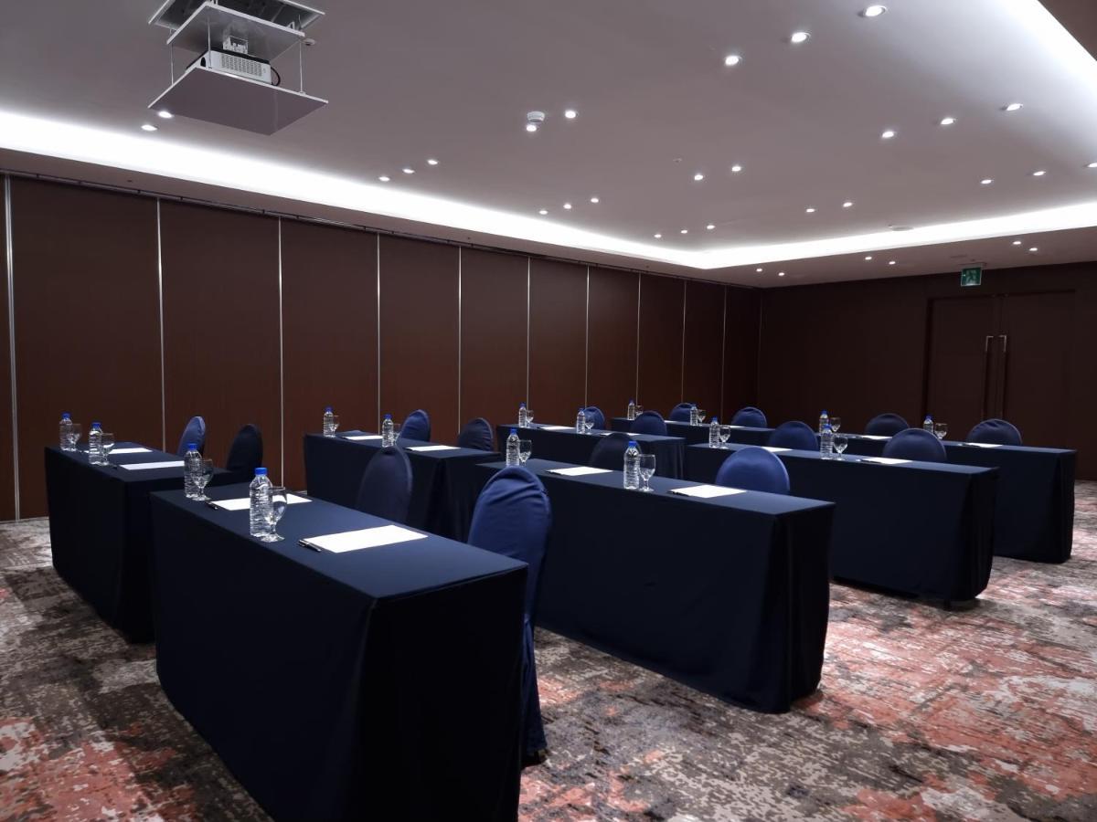 Hotel Ibis Ambassador Suwon Esterno foto