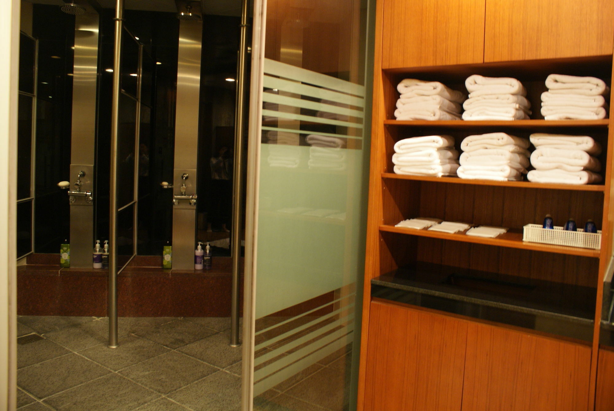 Hotel Ibis Ambassador Suwon Esterno foto