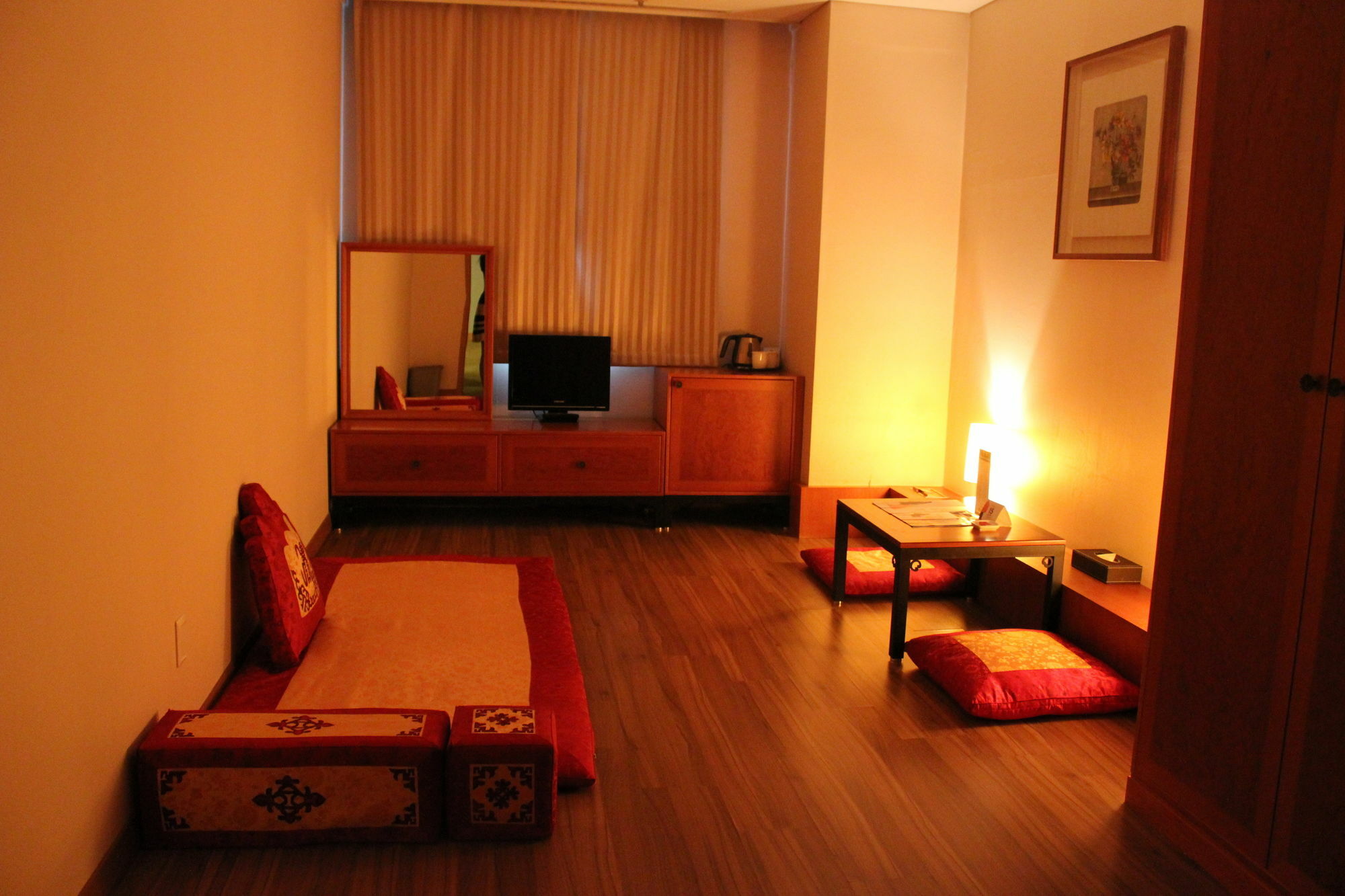 Hotel Ibis Ambassador Suwon Esterno foto